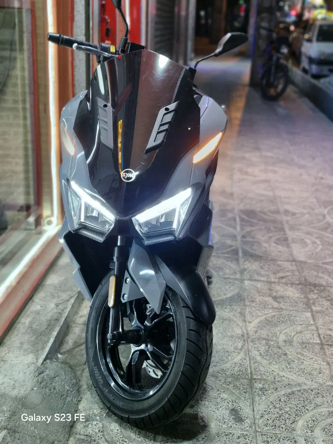 jt200 جی تی ۲۰۰|موتورسیکلت|اندیشه, اندیشه فاز ۱|دیوار