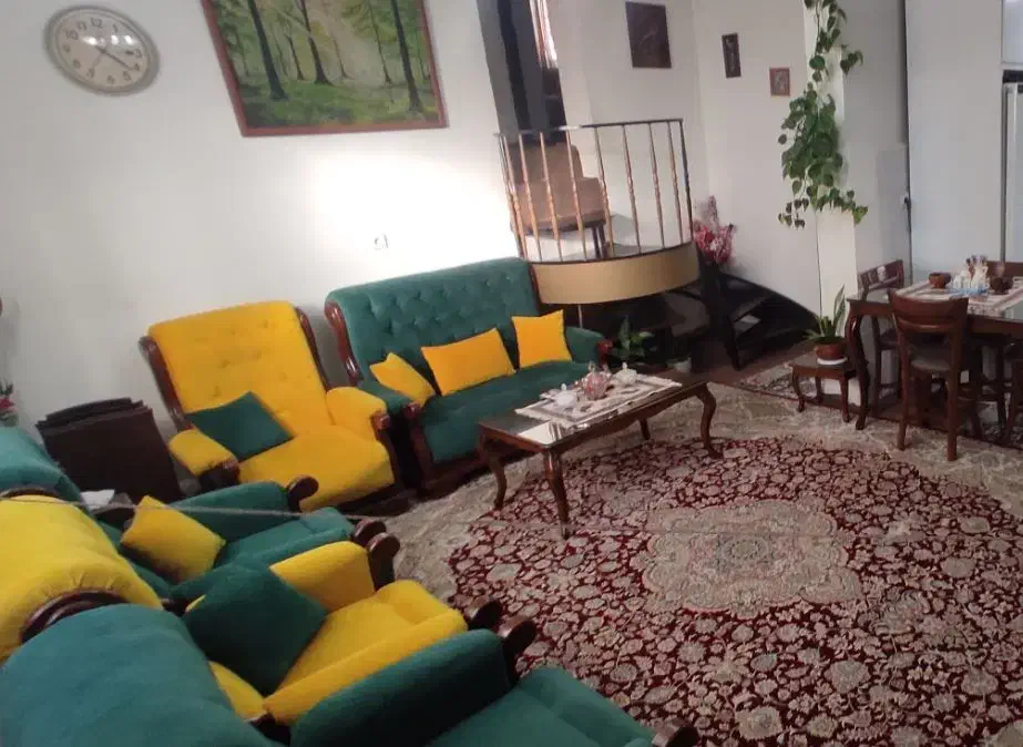 منزل ویلایی ۲ بر همراه مغازه به علت مهاجرت|فروش خانه و ویلا|رشت, کوی امام رضا|دیوار