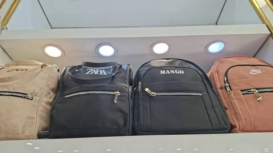 کیف کوله پشتی پرزنت|کیف، کفش، کمربند|یاسوج, |دیوار