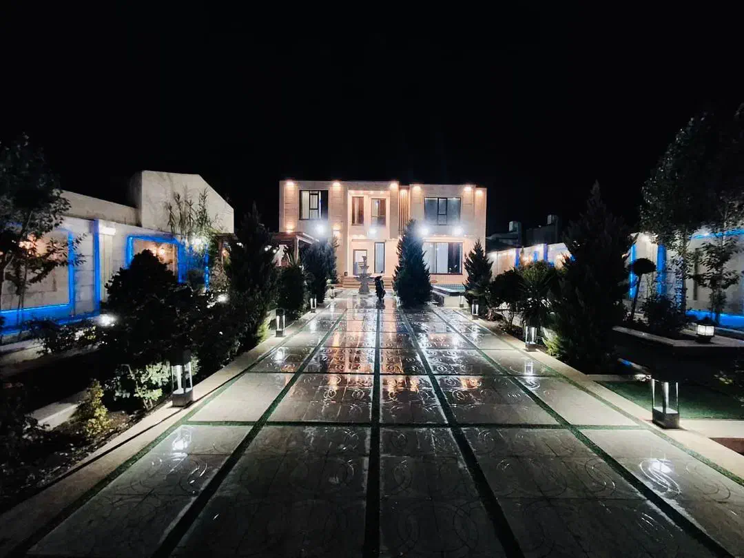 اجاره روزانه عمارت 5خواب فلورانس افشاریه از مالک|اجارهٔ کوتاهمدت ویلا و باغ|کرج, گوهردشت|دیوار