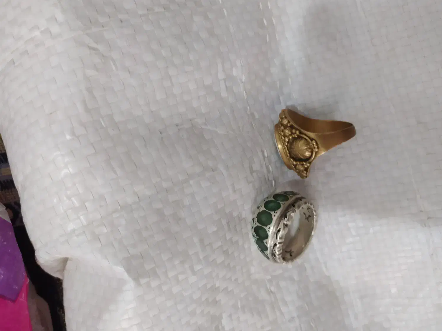 انگشتر|کلکسیون اشیاء عتیقه|زنجان, |دیوار