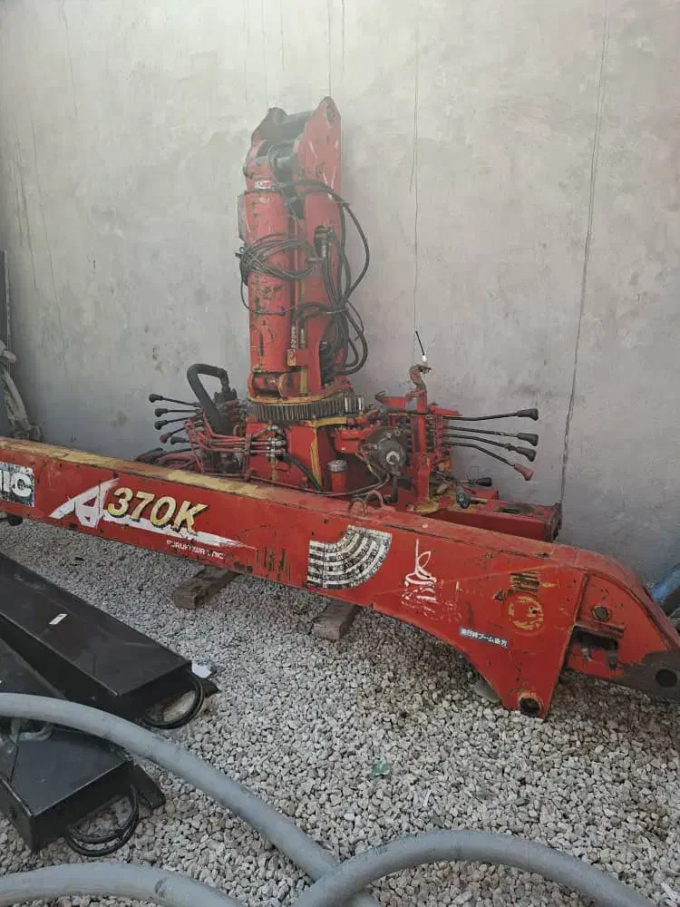 فروش جرثقیل ۳۷۰جک چپ و راست|خودرو سنگین|اسلام‌شهر, بهرام آباد|دیوار