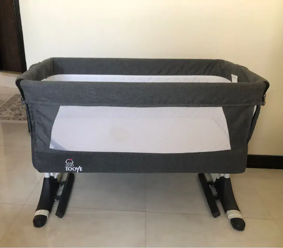 تخت کنار مادر زویه|تخت و صندلی بچه|اصفهان, شهرک کاوه|دیوار