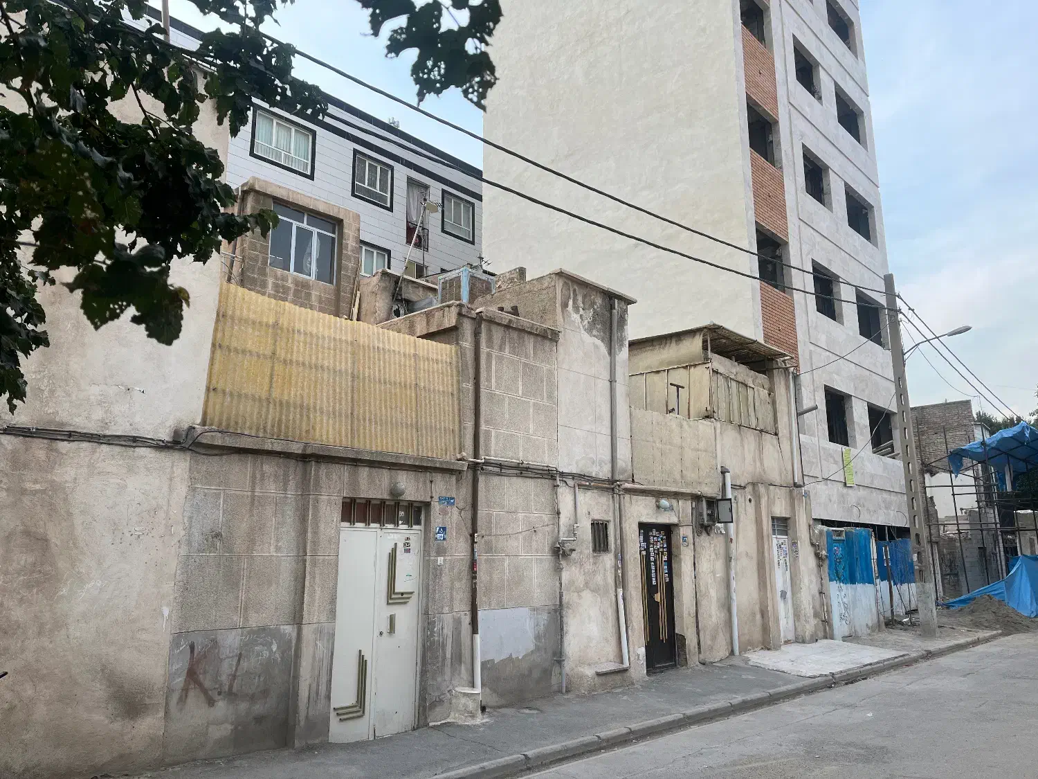 دربستی دو طبقه|اجارهٔ خانه و ویلا|تهران, باغ خزانه|دیوار