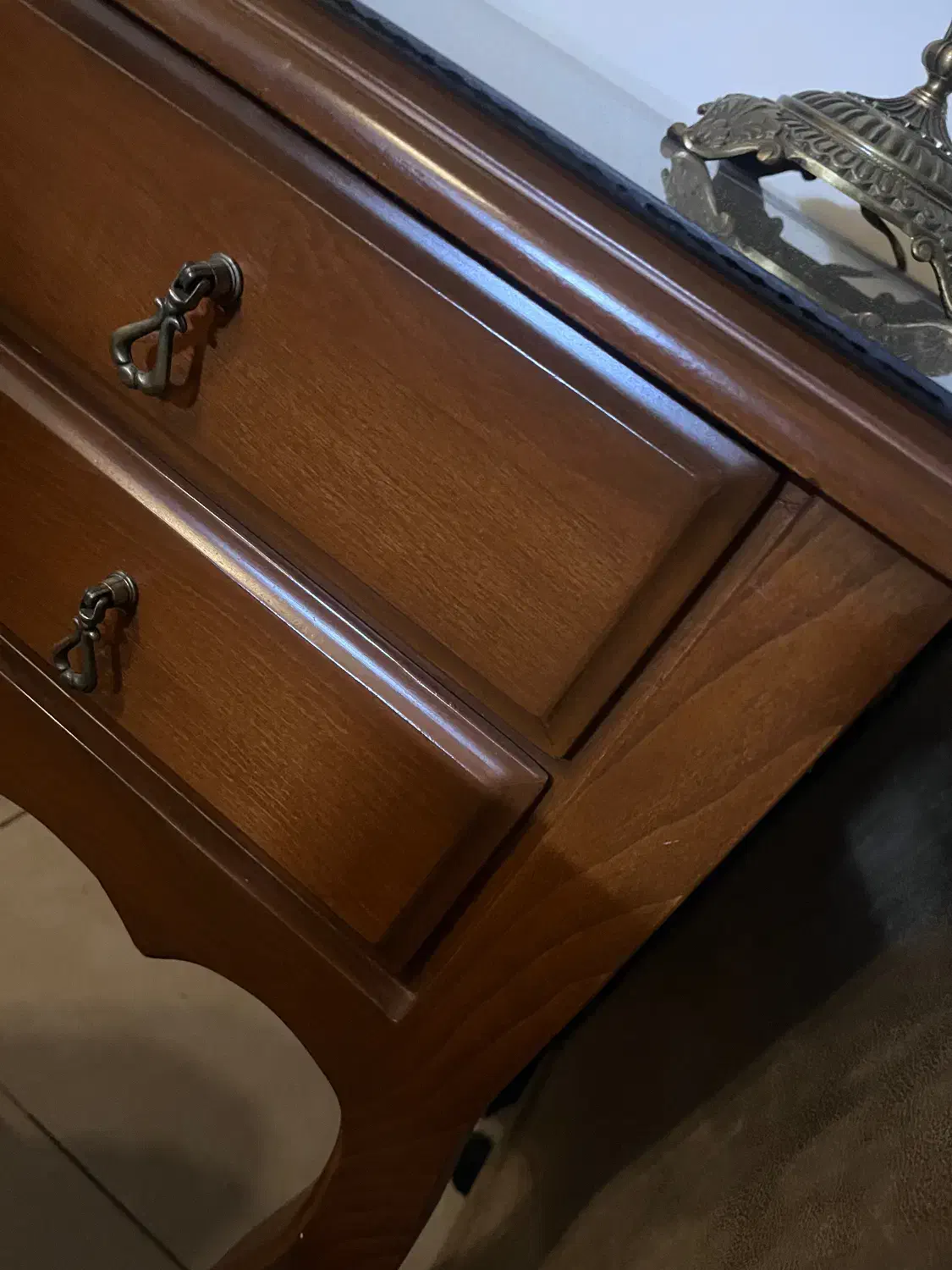 میز بسیار زیبا|میز و صندلی غذاخوری|رودهن, |دیوار