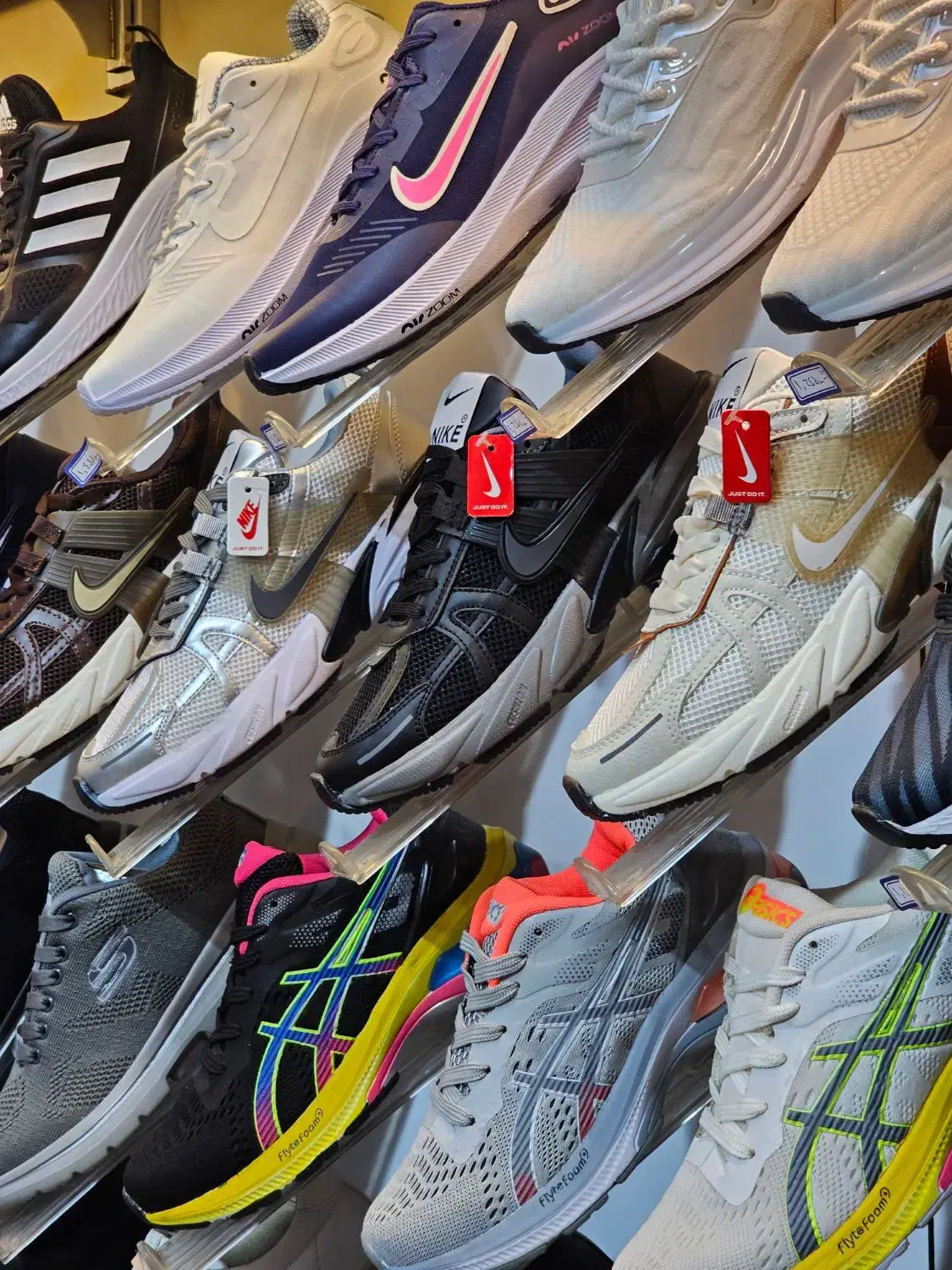 حراج ویژه بلک فرایدی تمامی محصولات|کیف، کفش، کمربند|اصفهان, تخت فولاد|دیوار