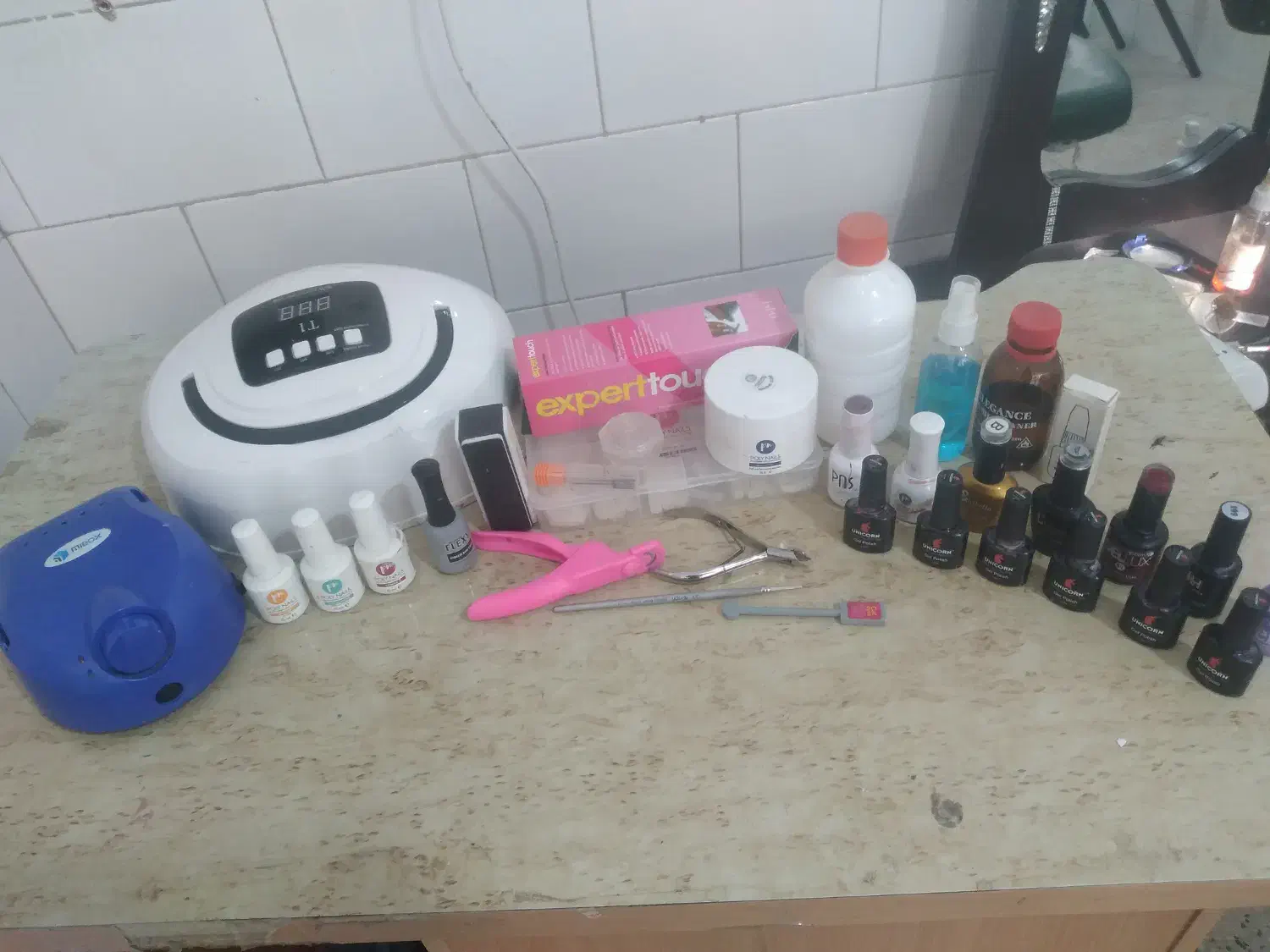 وسایل کاشت ناخن در حد نو|آرایشی، بهداشتی، درمانی|اسلامآباد غرب, |دیوار