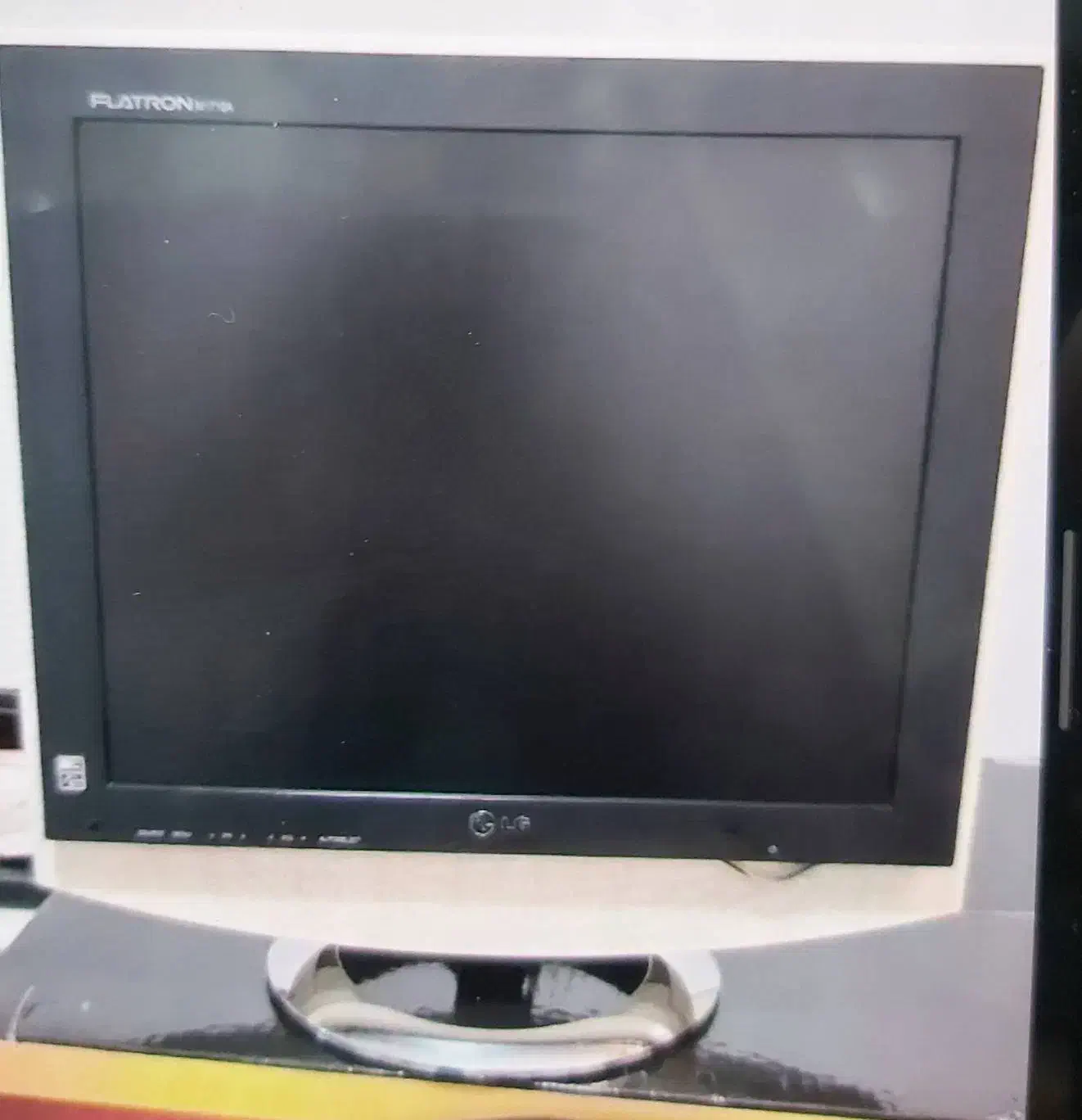 مانیتور ال جی در حد نو|قطعات و لوازم جانبی رایانه|زاهدان, |دیوار