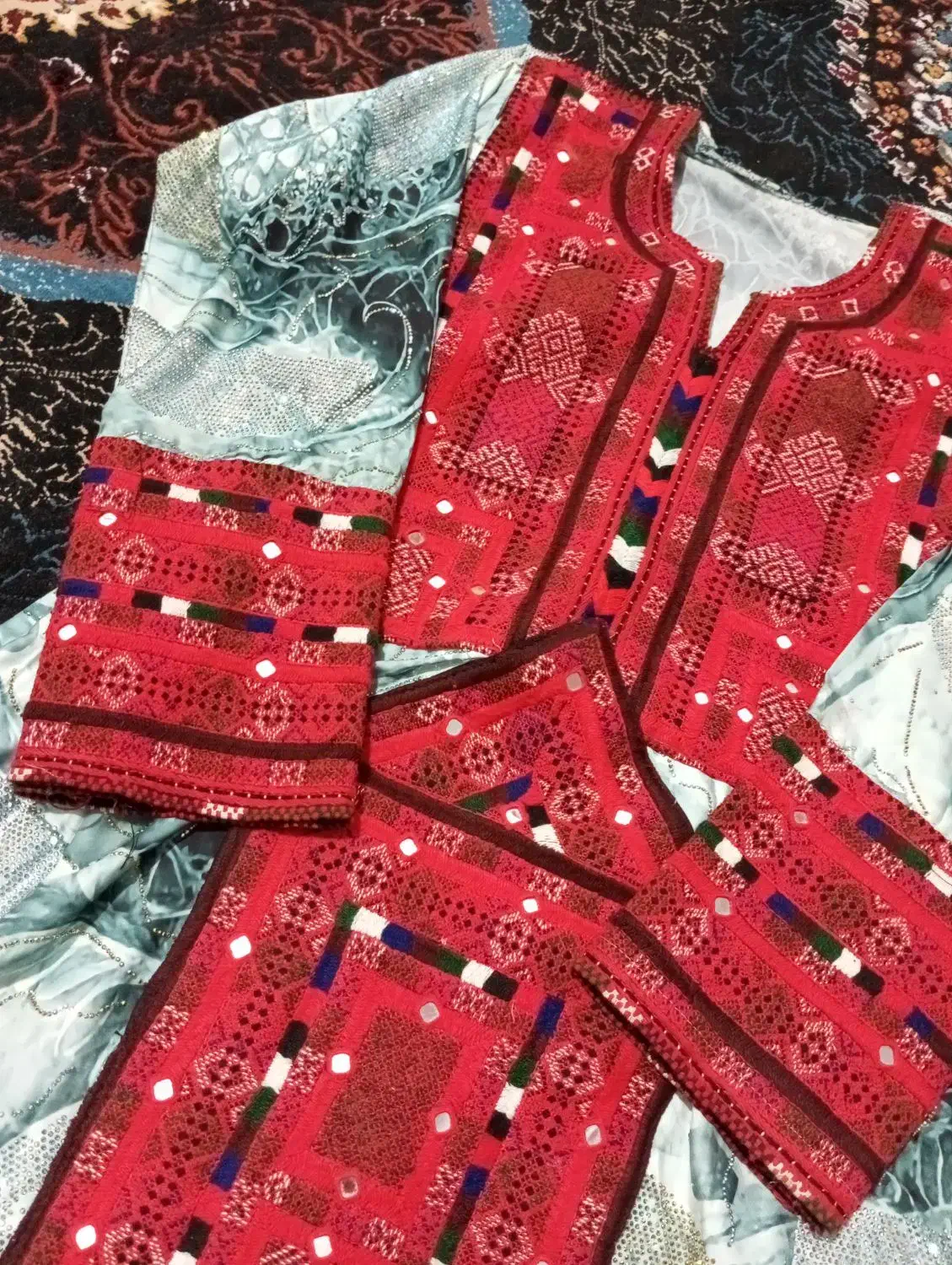 لباس بلوچی پارچه خوشگل با زی استین اینه دار|لباس|چابهار, |دیوار