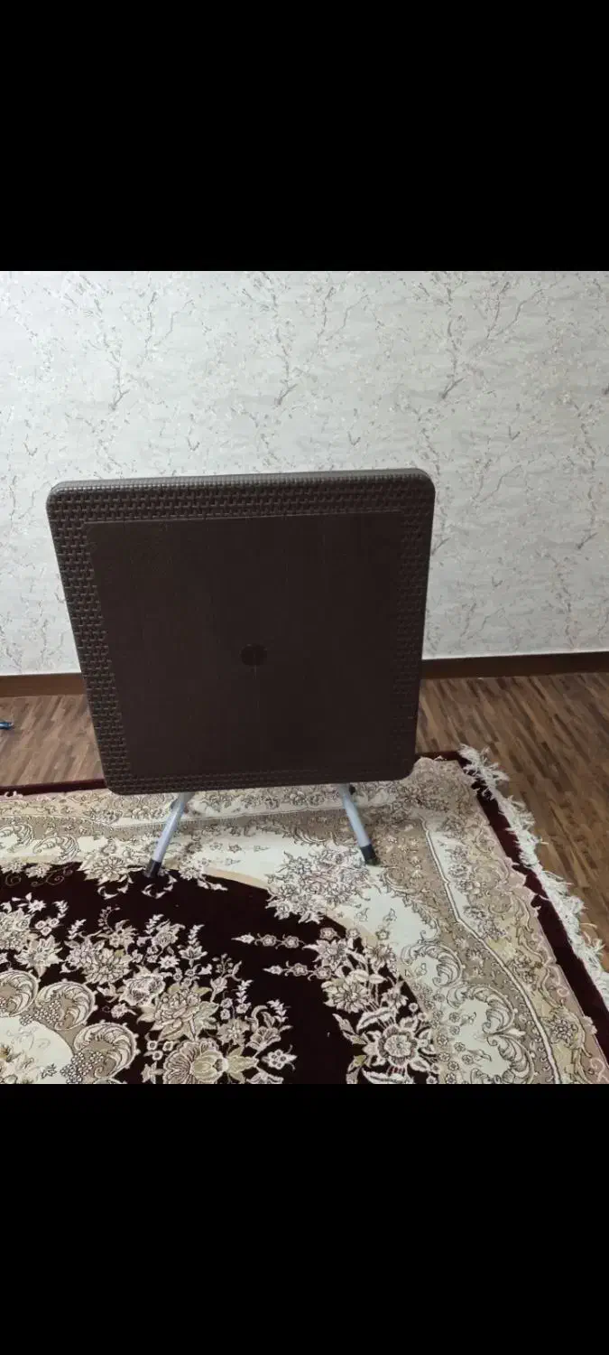 میز حصیری مربع چهارنفره پلاستیکی|میز و صندلی غذاخوری|رشت, کوی مهر|دیوار