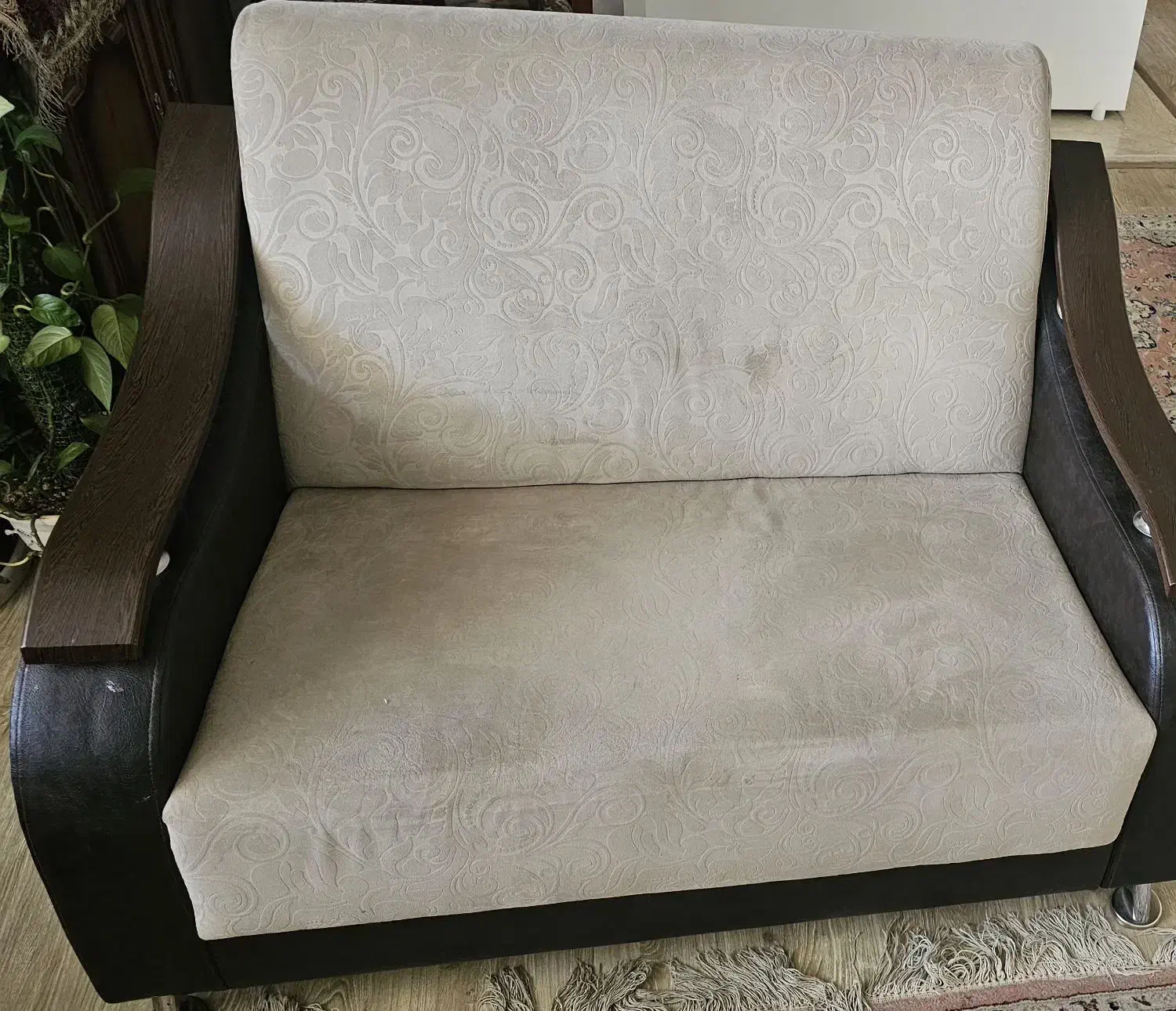 مبل راحتی ۷ نفره با میز وسط|مبلمان خانگی و میز عسلی|قزوین, |دیوار