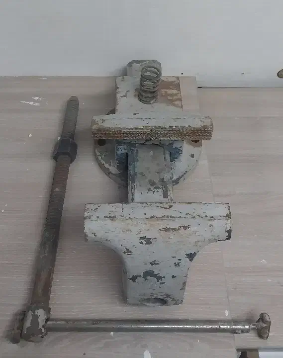 گیره رومیزی فولادی|ابزارآلات|قم, باغ کرباسی|دیوار