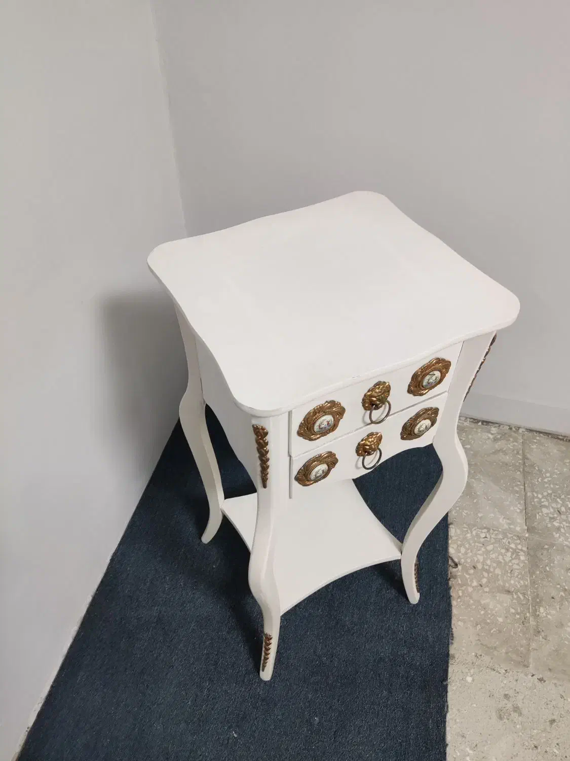 میز تلفن|میز تلفن|اندیمشک, |دیوار