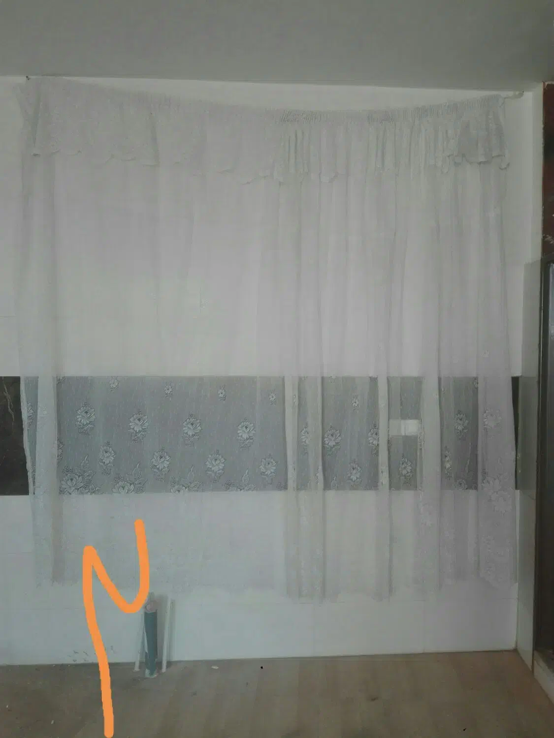 تعدادی پرده فروشی|پرده، رانر، رومیزی|قائن, |دیوار