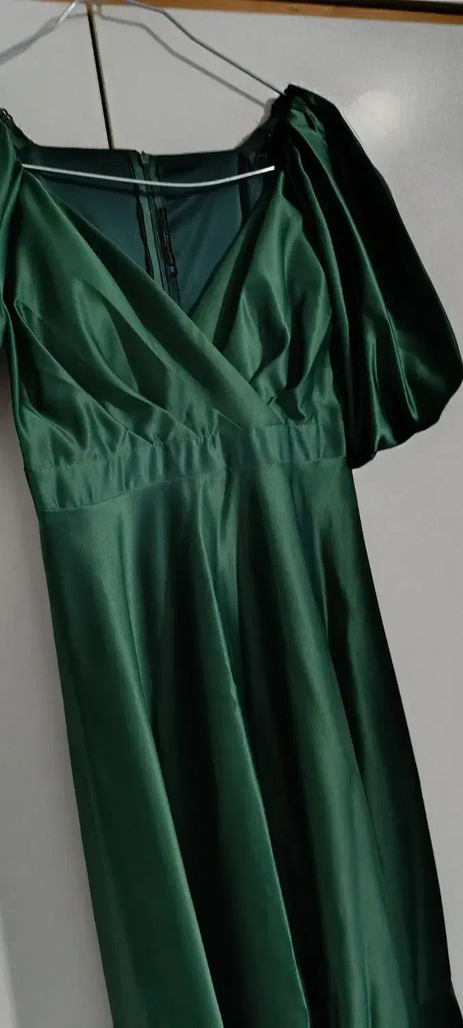 لباس مجلسی|لباس|گرگان, |دیوار