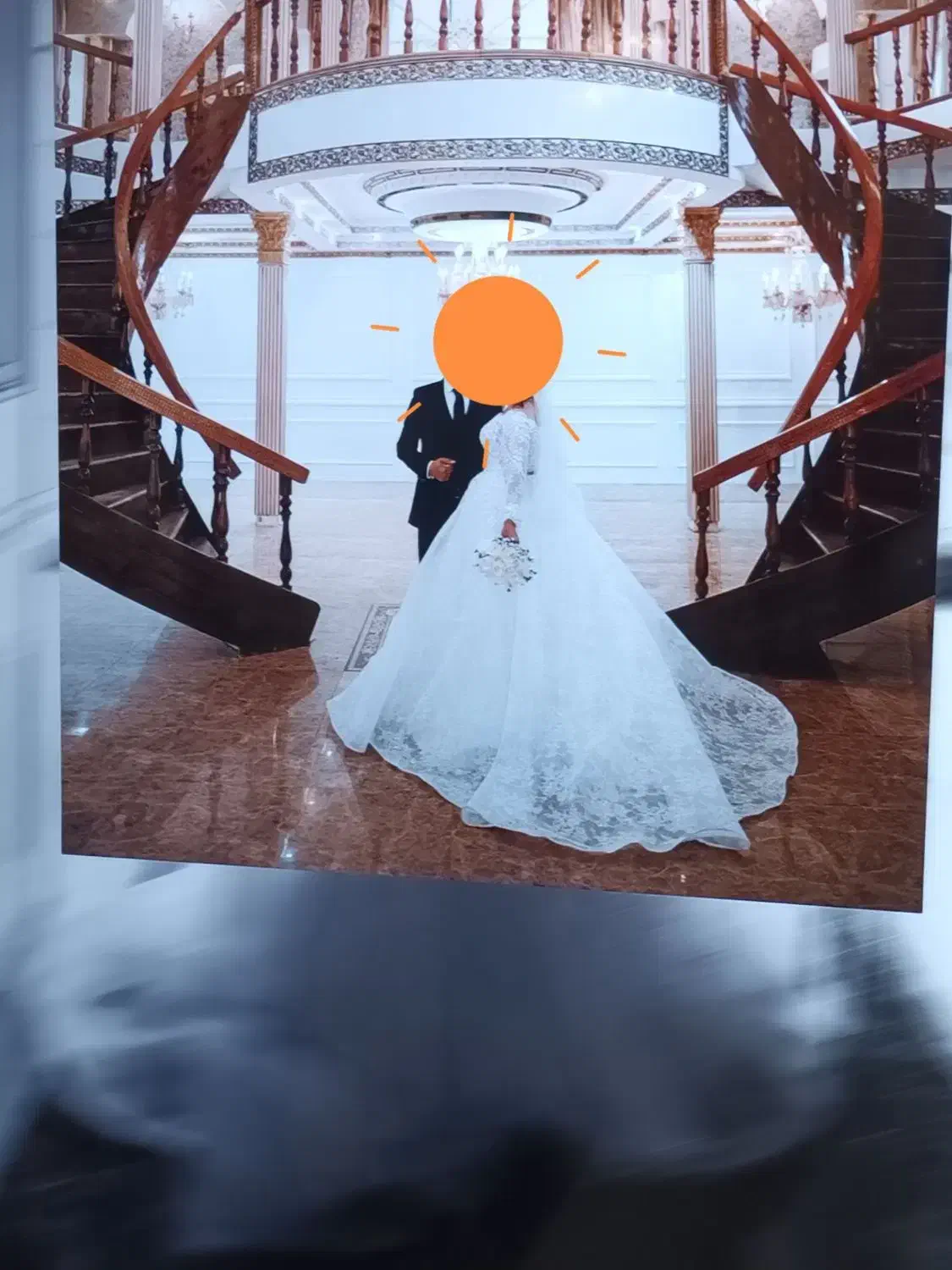 لباس عروس|لباس|بومهن, |دیوار