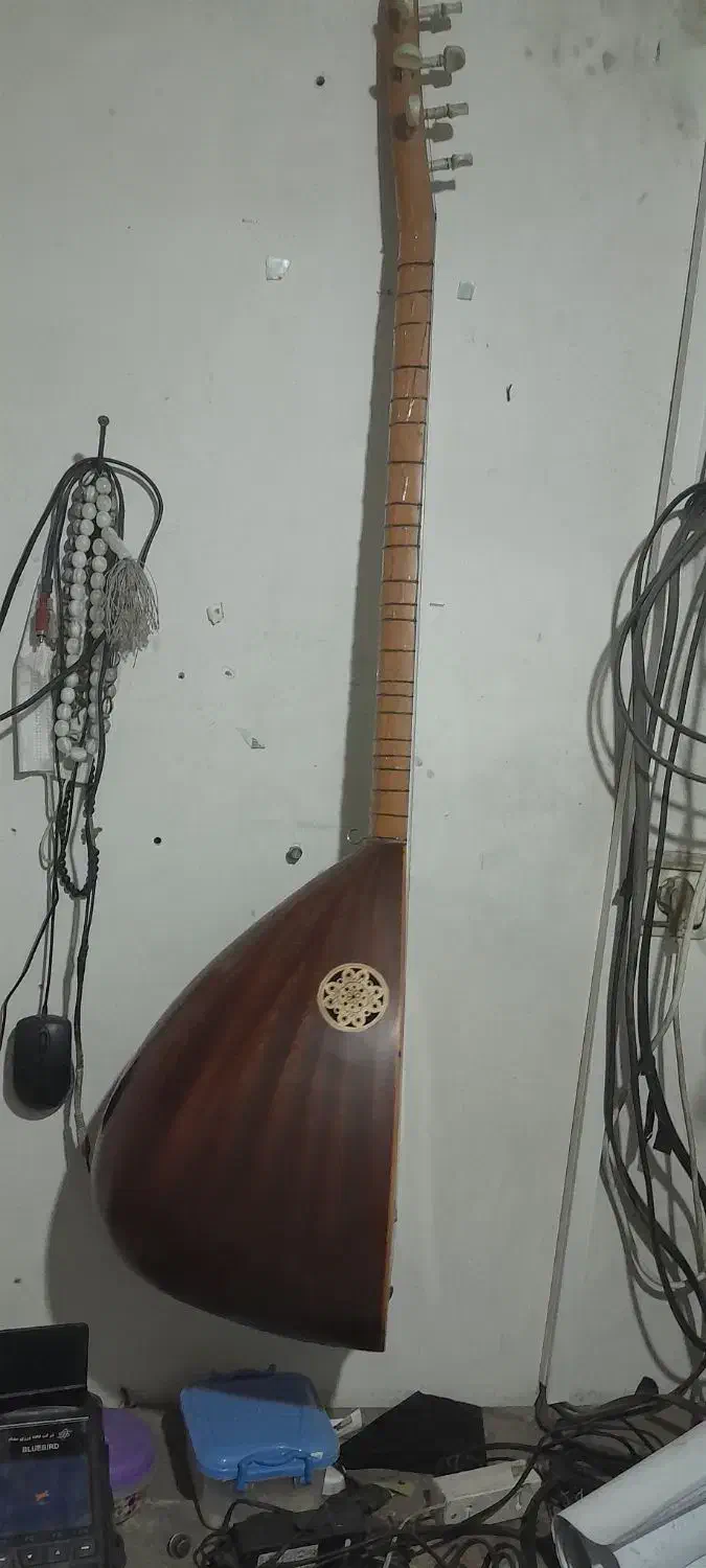 تار|سازهای سنتی|ابهر, |دیوار