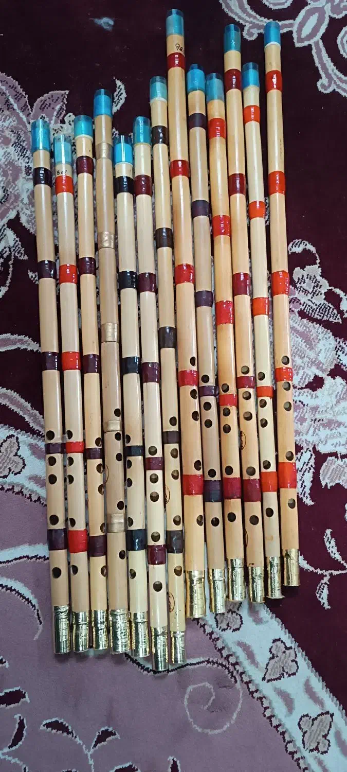 نی هفت بند|سازهای بادی|خرم‌آباد, |دیوار