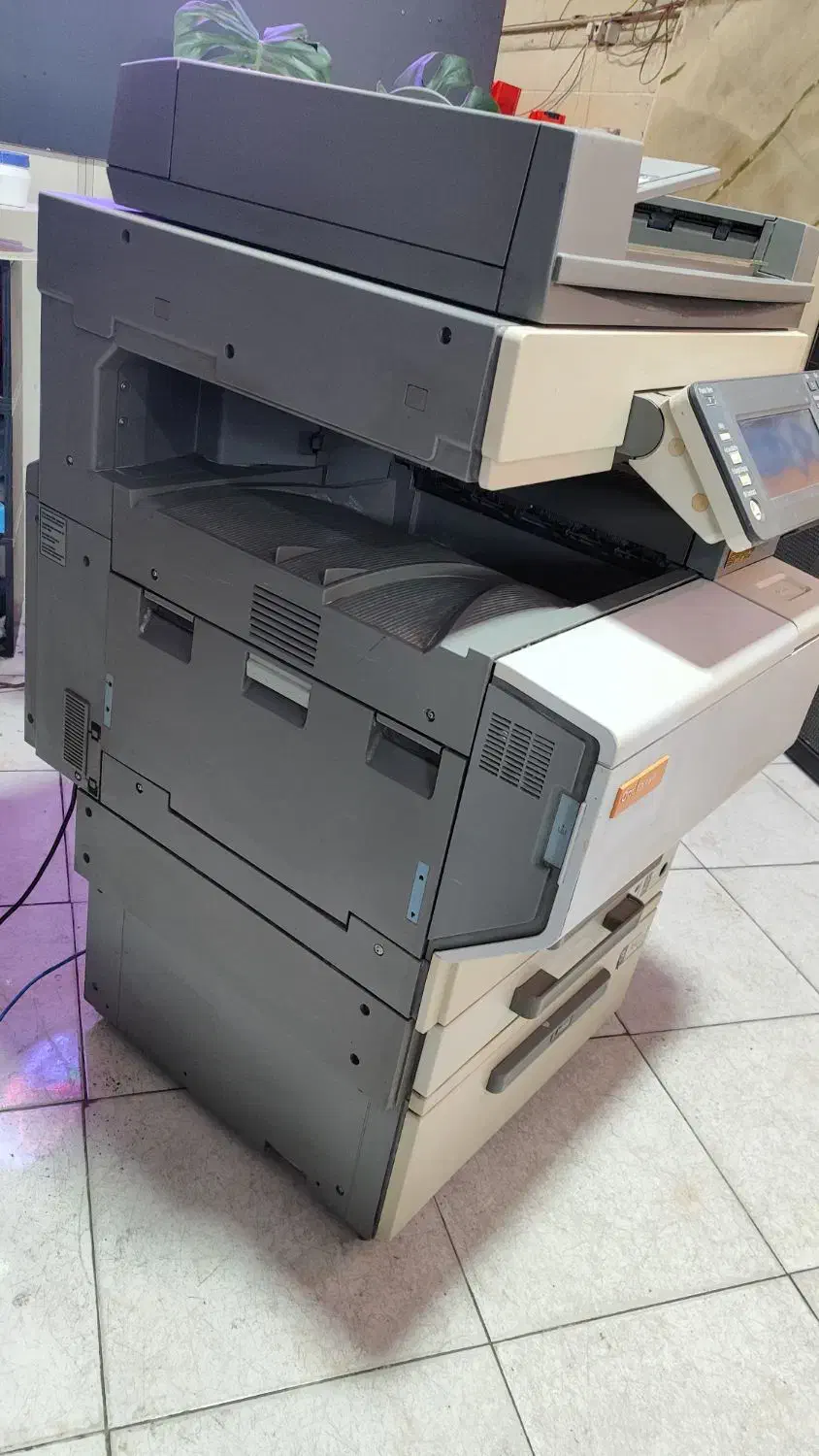 دستگاه کپی کونیکا c 450|پرینتر، اسکنر، کپی، فکس|اندیشه, اندیشه فاز ۶|دیوار