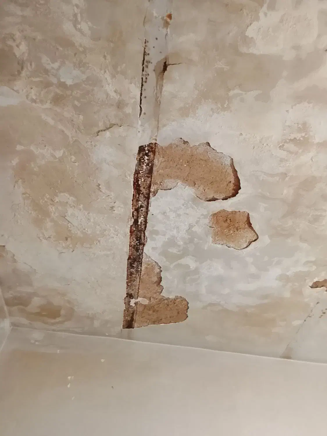 تعمیرات گچ کاری|خدمات پیشه و مهارت|آباده, |دیوار