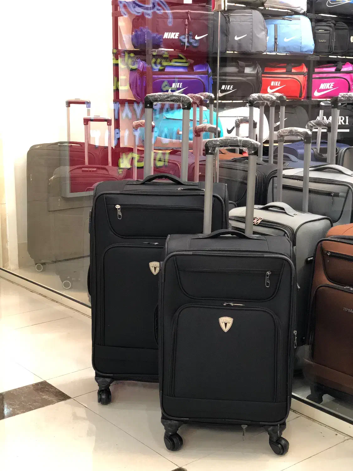 چمدان (پارچه ریپس خارجی) ارسال فوری و رایگان|کیف، کفش، کمربند|مشهد, عیدگاه|دیوار