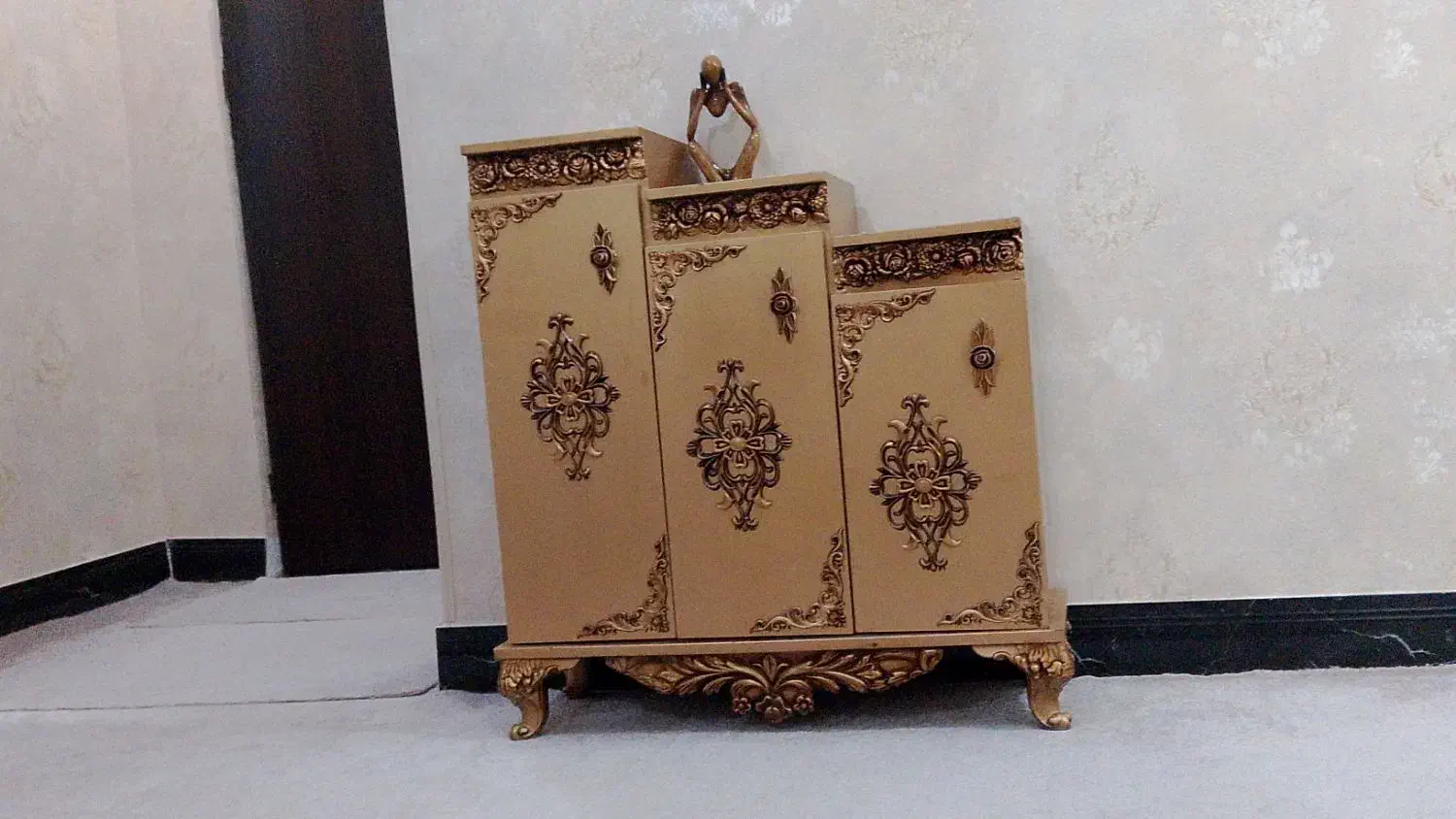 جاکفشی تمیز|جاکفشی، کمد، دراور|دوگنبدان, |دیوار