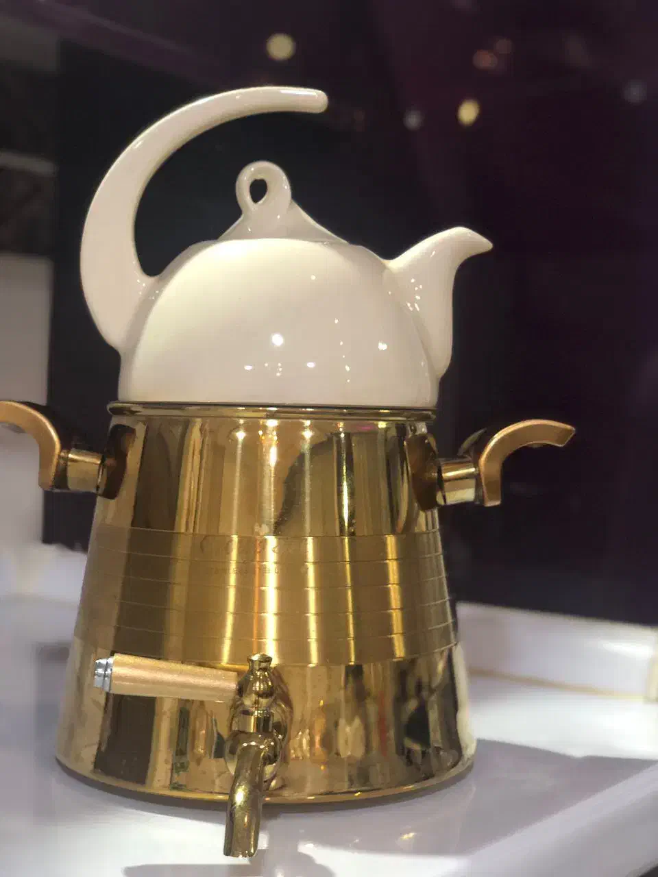 فروش یک عدد قوری وکتری سرهم  مدل کروپ ست|قوری، کتری، قهوهساز دستی|شهرکرد, |دیوار