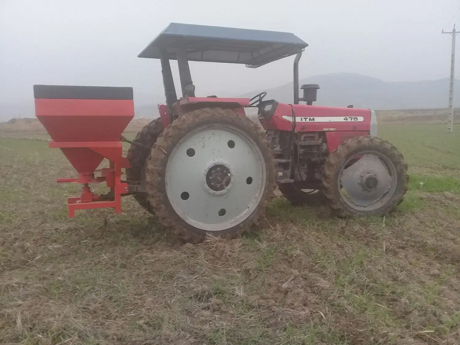 سم پاشی  وکود پاشی|خدمات باغبانی و درختکاری|مینودشت, |دیوار