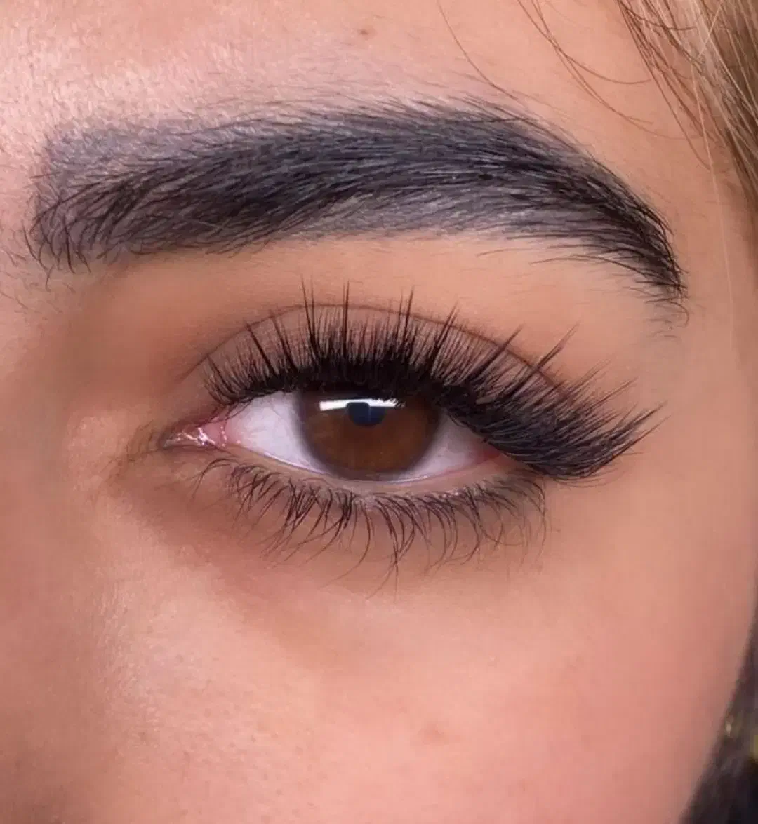 لیفت ولمینت ،اکستنشن ابرو، کاشت و اکستنشن مژه|خدمات آرایشگری و زیبایی|شیراز, پودنک|دیوار