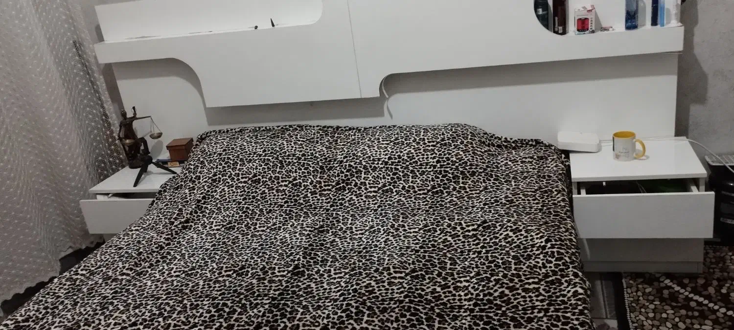 تخت و کمد دونفره|تخت و سرویس خواب|مرودشت, استادیوم|دیوار