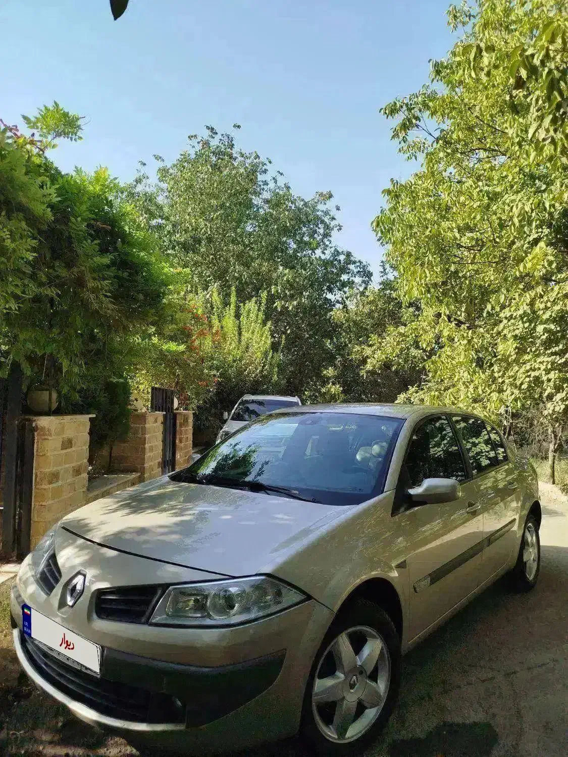 مگان 2000 اتومات بی رنگ|خودرو سواری و وانت|هشتگرد, تهران دشت|دیوار