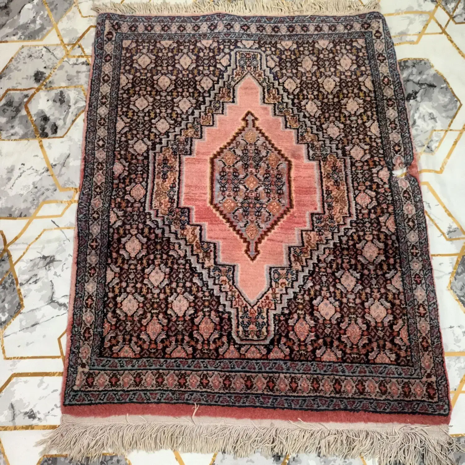 قالیچه دست بافت|فرش|فردیس, شهرک ۱۱۰|دیوار