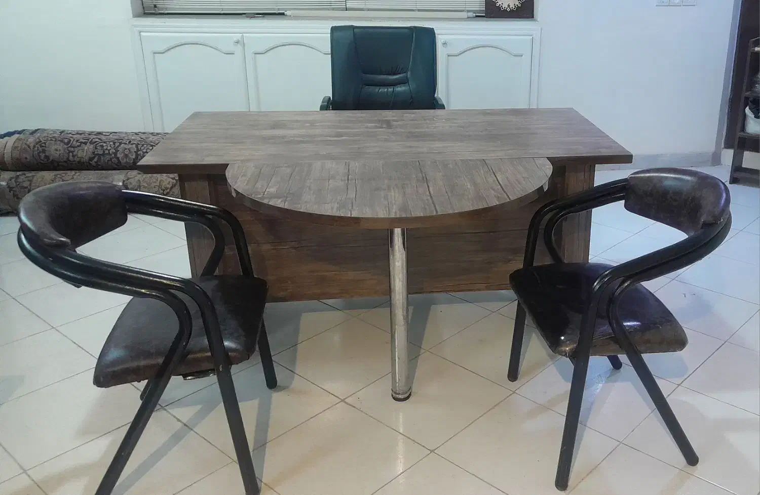 میز مدیریتی جزیره دار بعلاوه صندلی|دفتر کار|مشهد, بهاران|دیوار