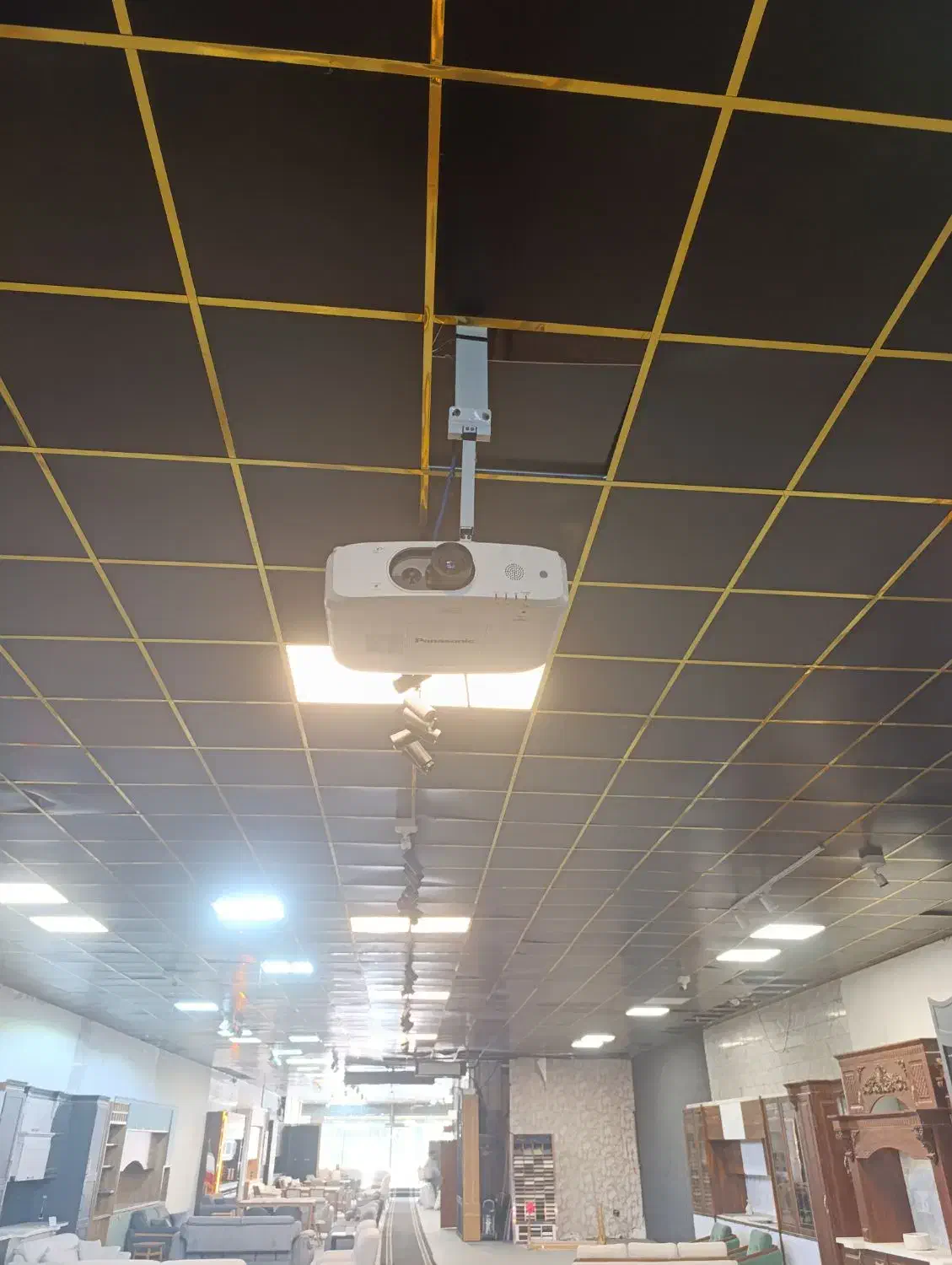 پروژکتور پاناسونیک نو|تلویزیون و پروژکتور|چهاردانگه (تهران), |دیوار