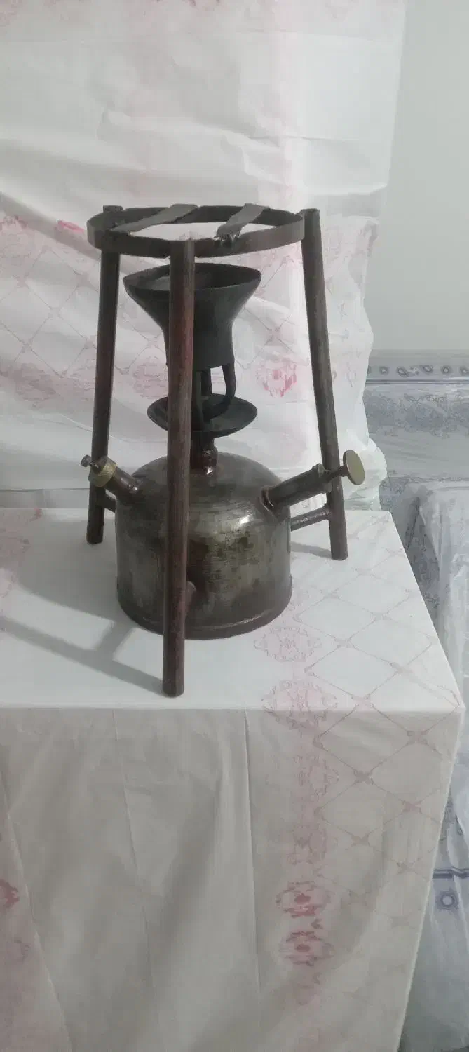 خوراک پزی نفتی قدیمی|کلکسیون اشیاء عتیقه|کردکوی, |دیوار