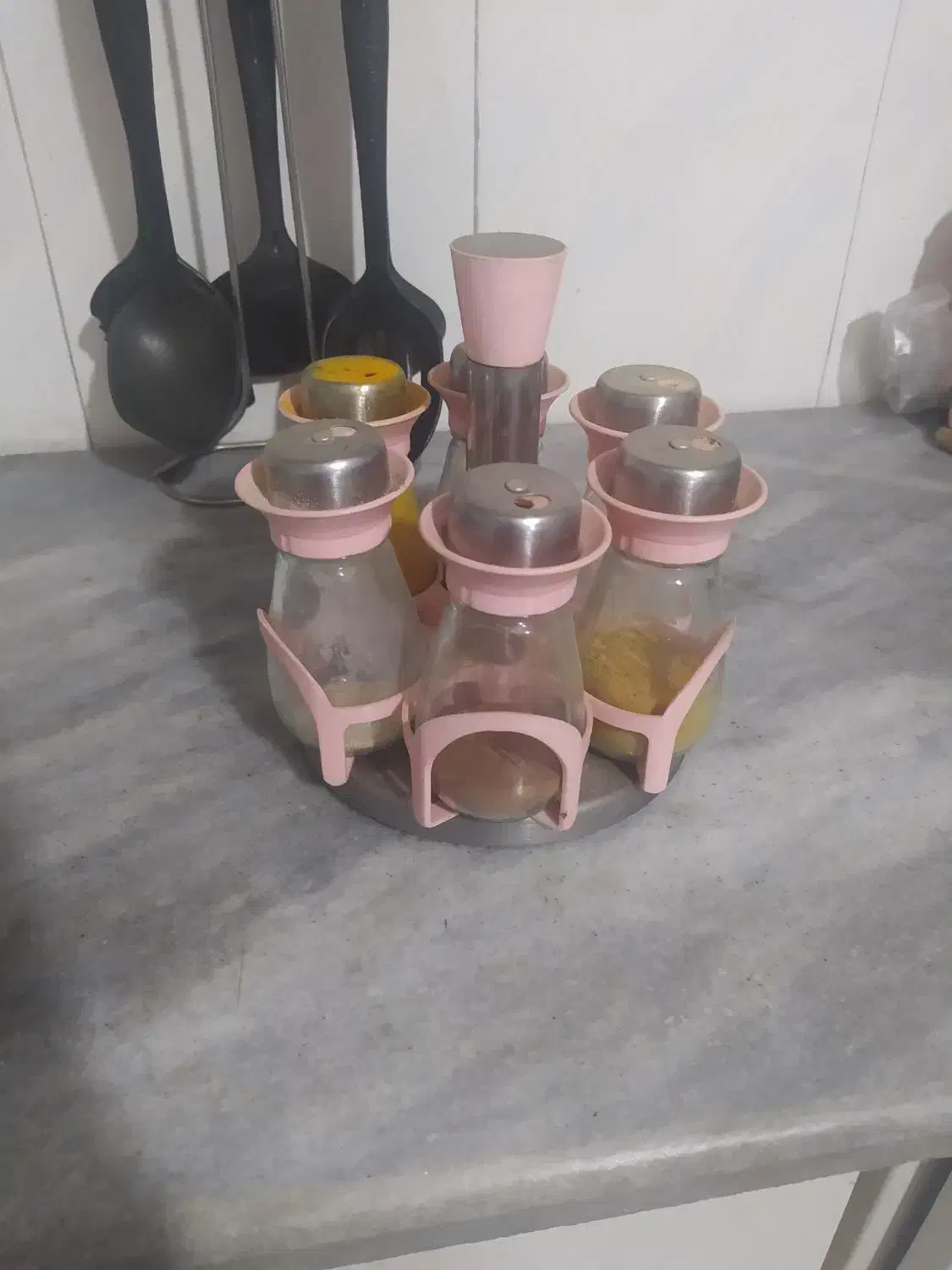 جا ادویه ای چرخشی|ظروف نگهدارنده، پلاستیکی، یکبارمصرف|اسلامشهر, شهرک قائمیه|دیوار