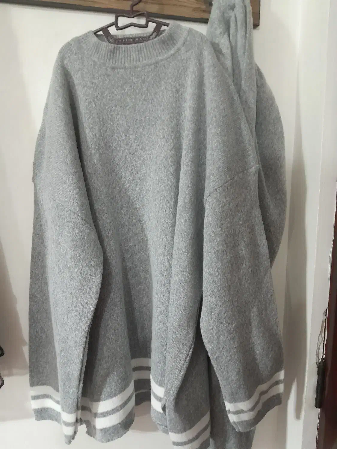 لباس وشلوار ریز بافت نو اصلا استفاده نشده|لباس|لاهیجان, کاروانسرابر|دیوار