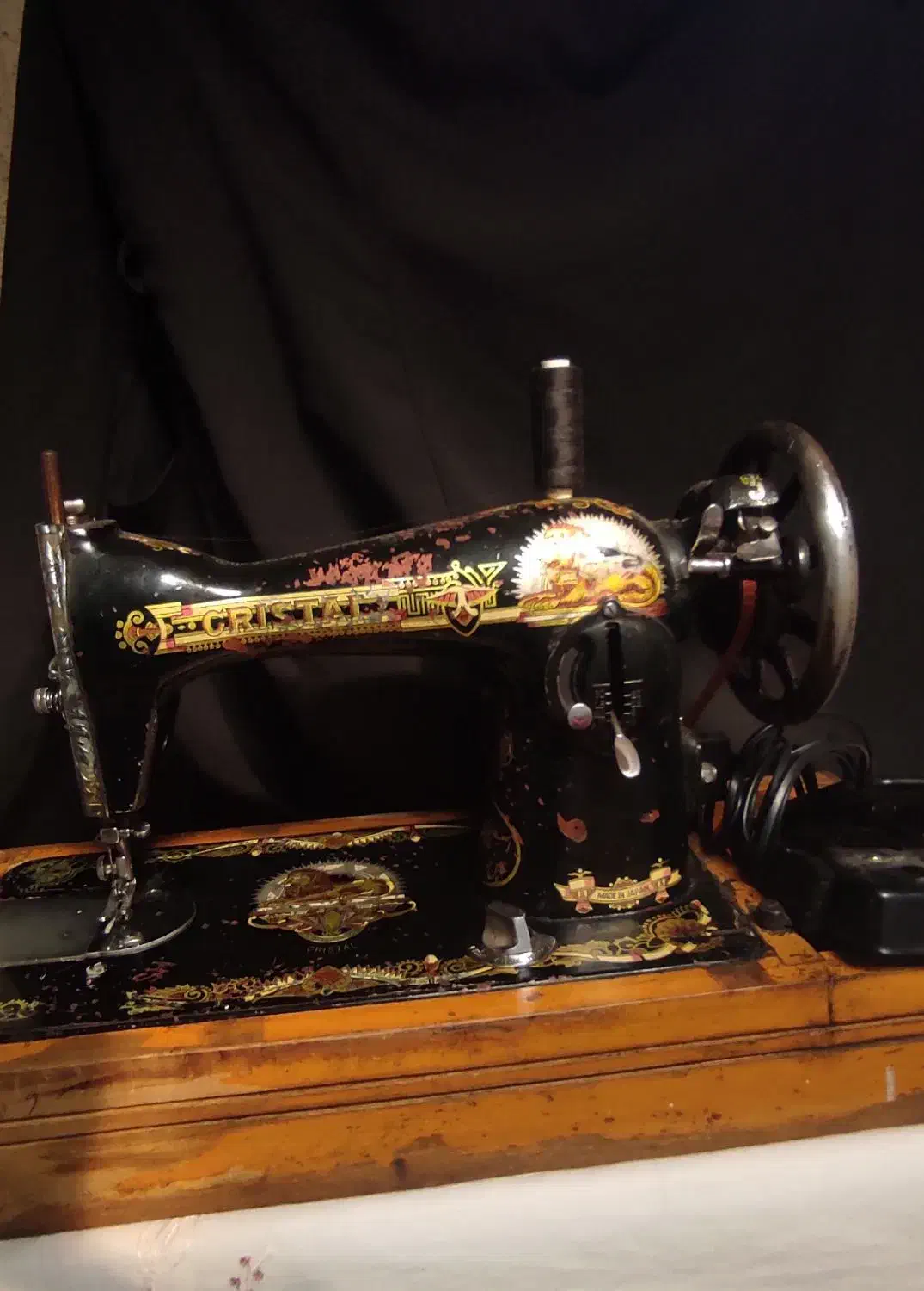 چرخ کریستال اصل جفت شیر ، دینام وپدال دارد|چرخ خیاطی و ریسندگی|خاو و میرآباد, |دیوار