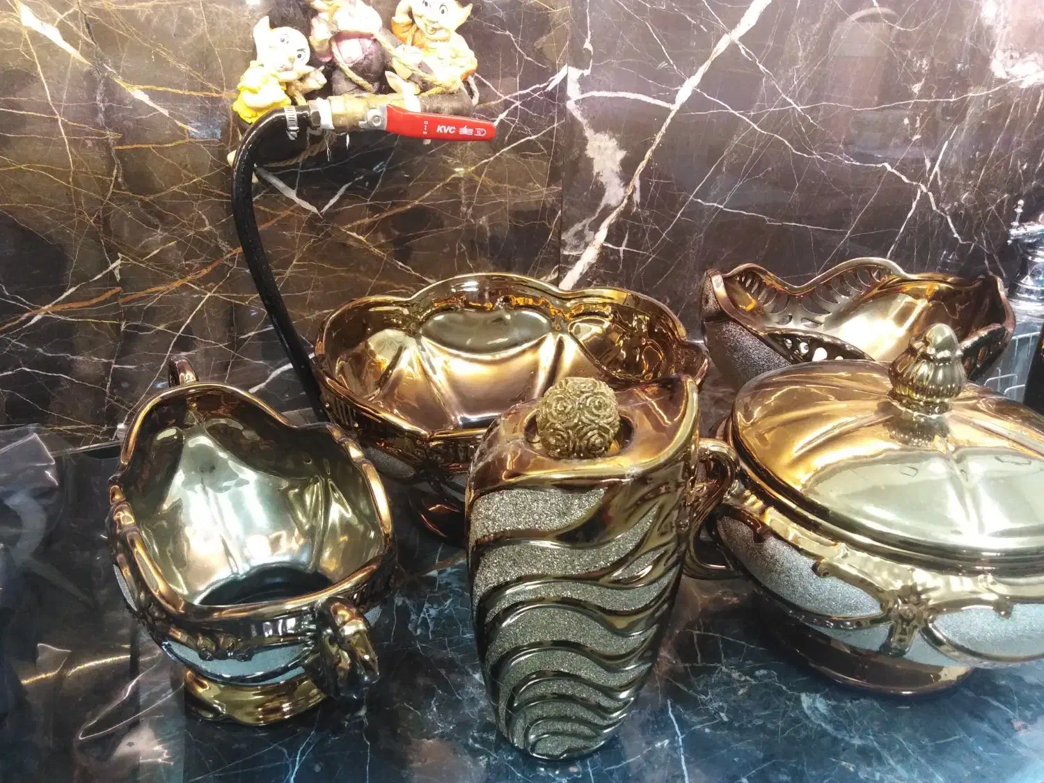 ظروف پذیرایی|ظروف سرو و پذیرایی|شاهین‌شهر, عطار|دیوار