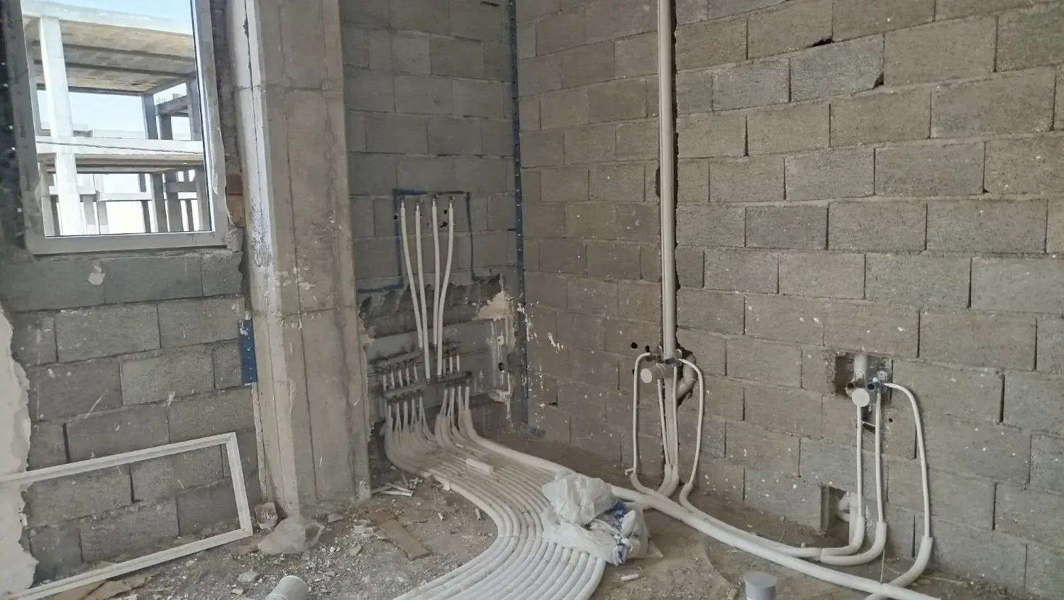 شاگرد برای لوله کشی ساختمان|استخدام معماری، عمران و ساختمانی|تایباد, |دیوار