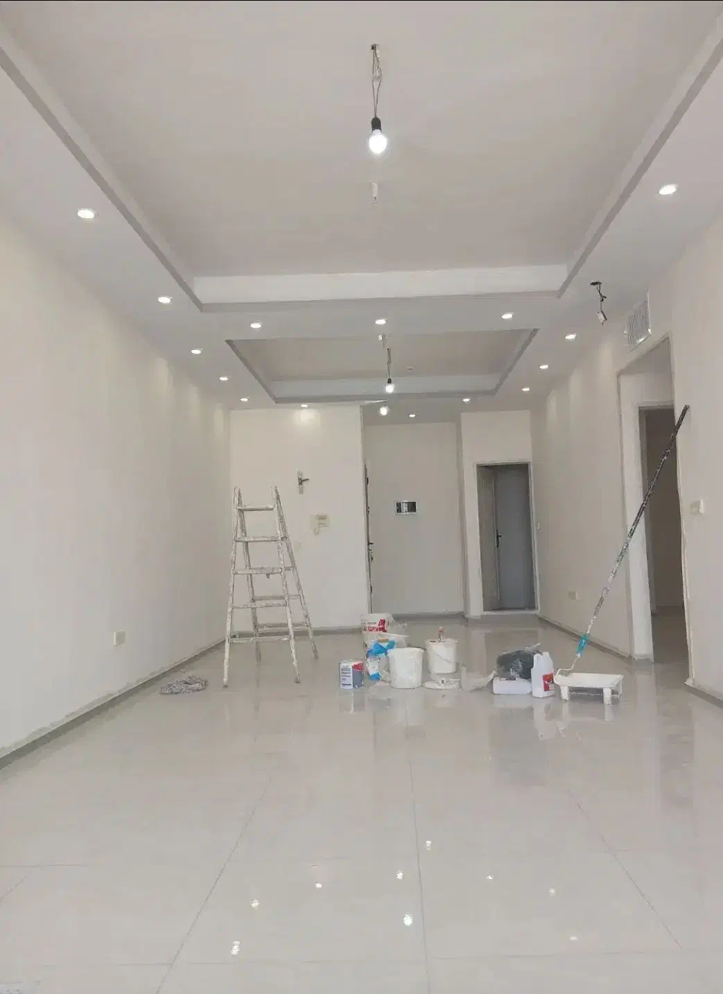 رنگ کاری ، نقاشی ساختمان، دیوارباغ|خدمات پیشه و مهارت|خمینی‌شهر, |دیوار