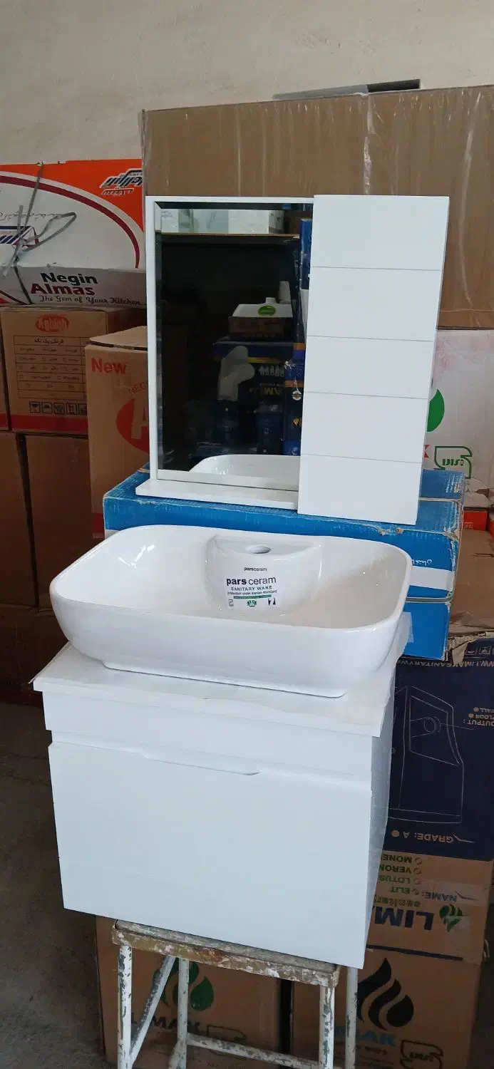 ست آینه باکس روشویی سفید pvc|لوازم سرویس بهداشتی|تهران, شهرک شریفی|دیوار