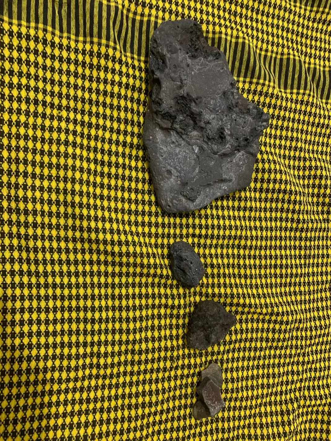 شهاب سنگ|کلکسیون اشیاء عتیقه|حاجی آباد, |دیوار