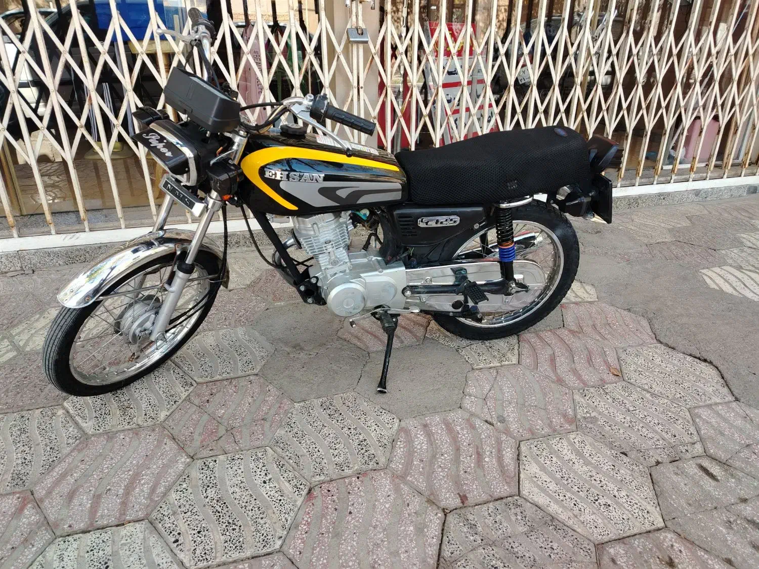 موتور هندا 125 در حد نو|موتورسیکلت|شهرضا, |دیوار