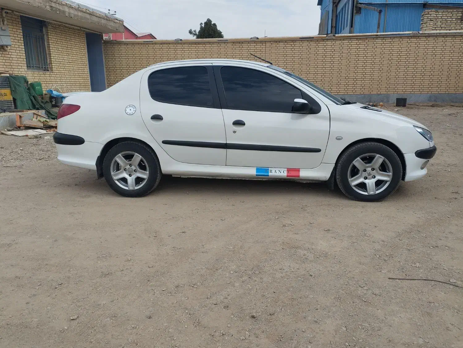 206sd|خودرو سواری و وانت|شاهین‌شهر, شهرک میلاد|دیوار