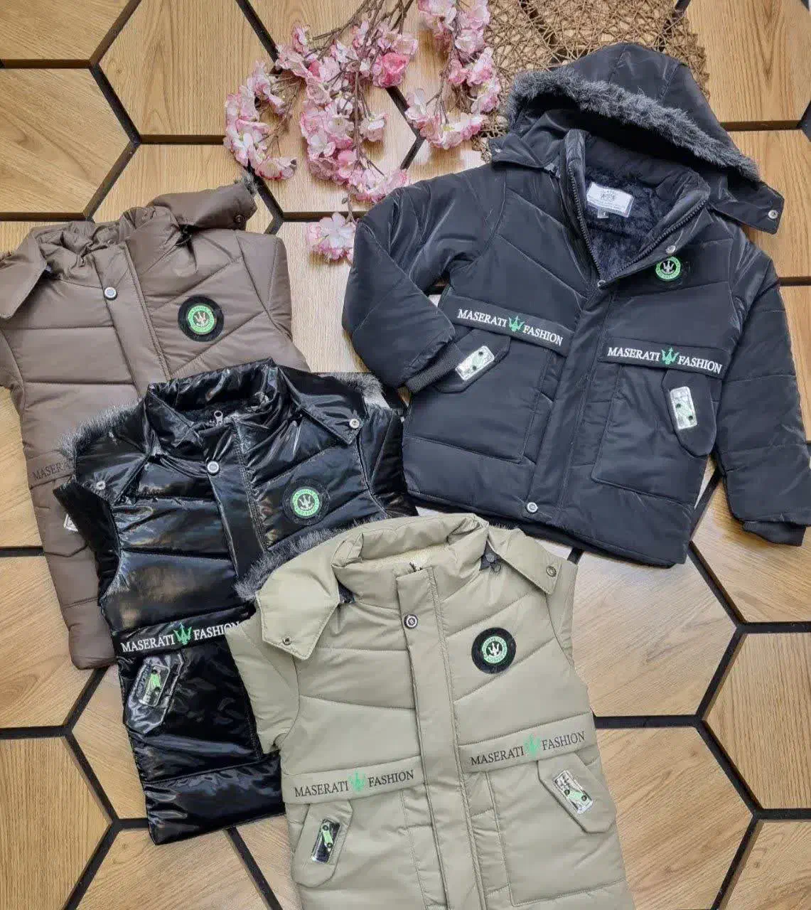 انواع کاپشن دخترانه پسرانه زیرقیمت کل بازا|کفش و لباس بچه|نورآباد, |دیوار