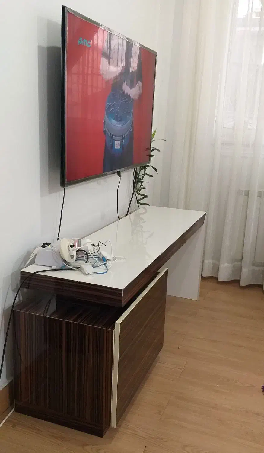 میز ام دی اف|میز تلویزیون|رشت, آزادگان|دیوار