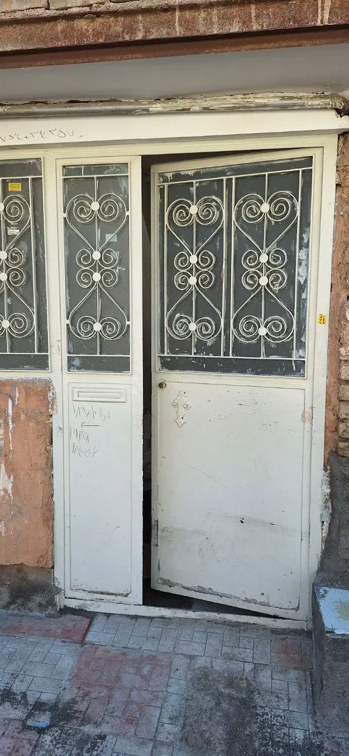 درب آهنی|مصالح و تجهیزات ساختمان|سبزوار, باهنر|دیوار