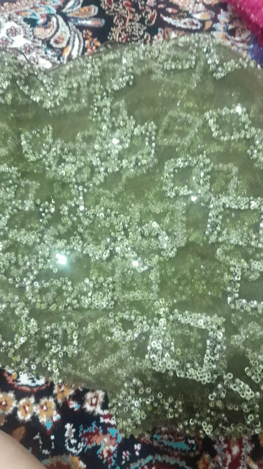 چند عدد دسمال همراه یک قوار لباس|لباس|مهاباد (آذربایجان غربی), |دیوار