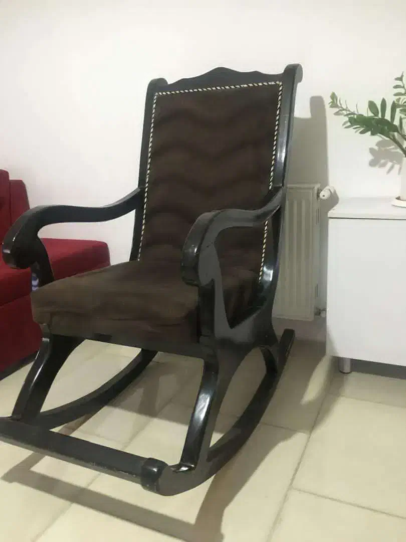 صندلی راک|صندلی و نیمکت|بندر انزلی, متروپل|دیوار